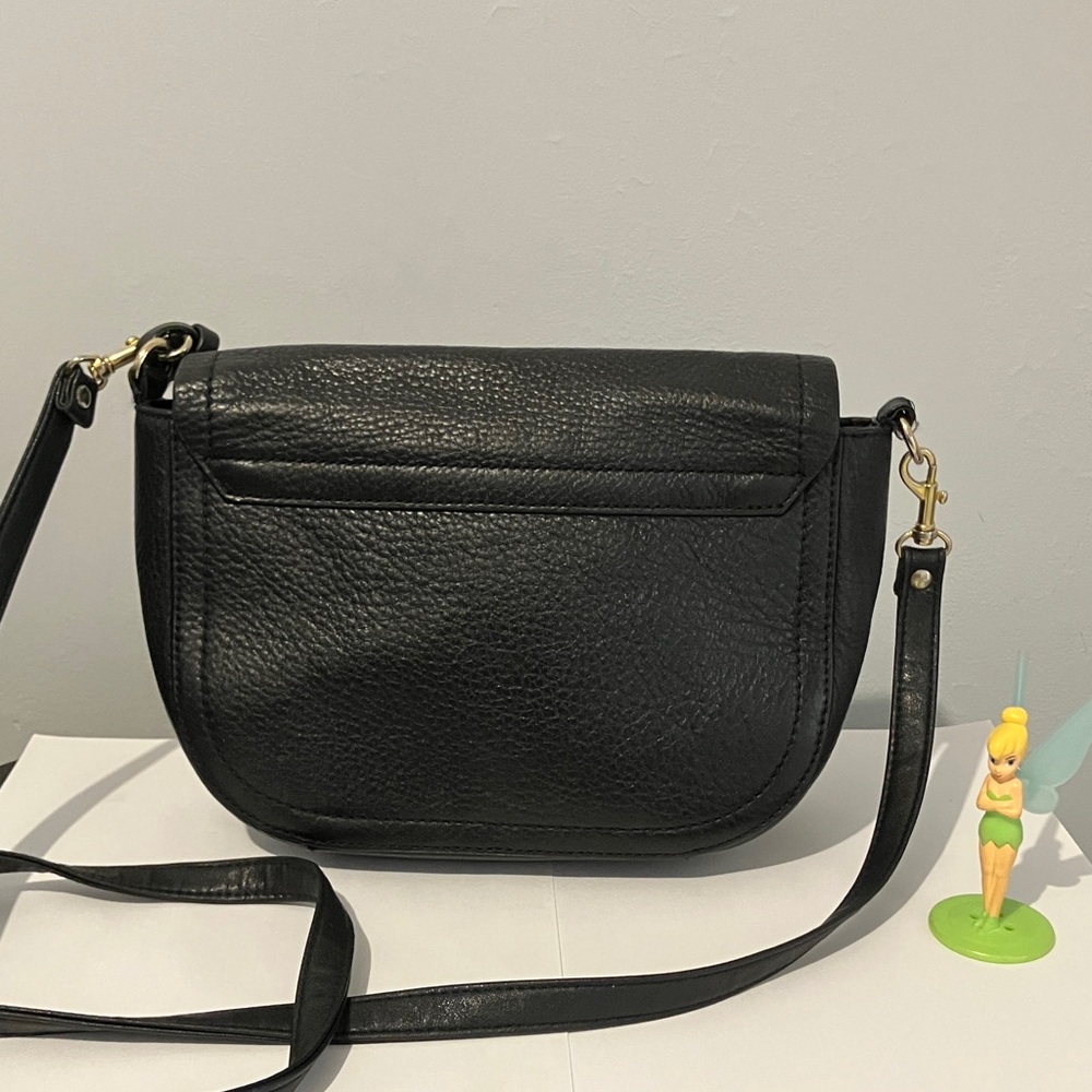Kate Spade Black Pebble Leather Crossbody. - Picture 2 of 4